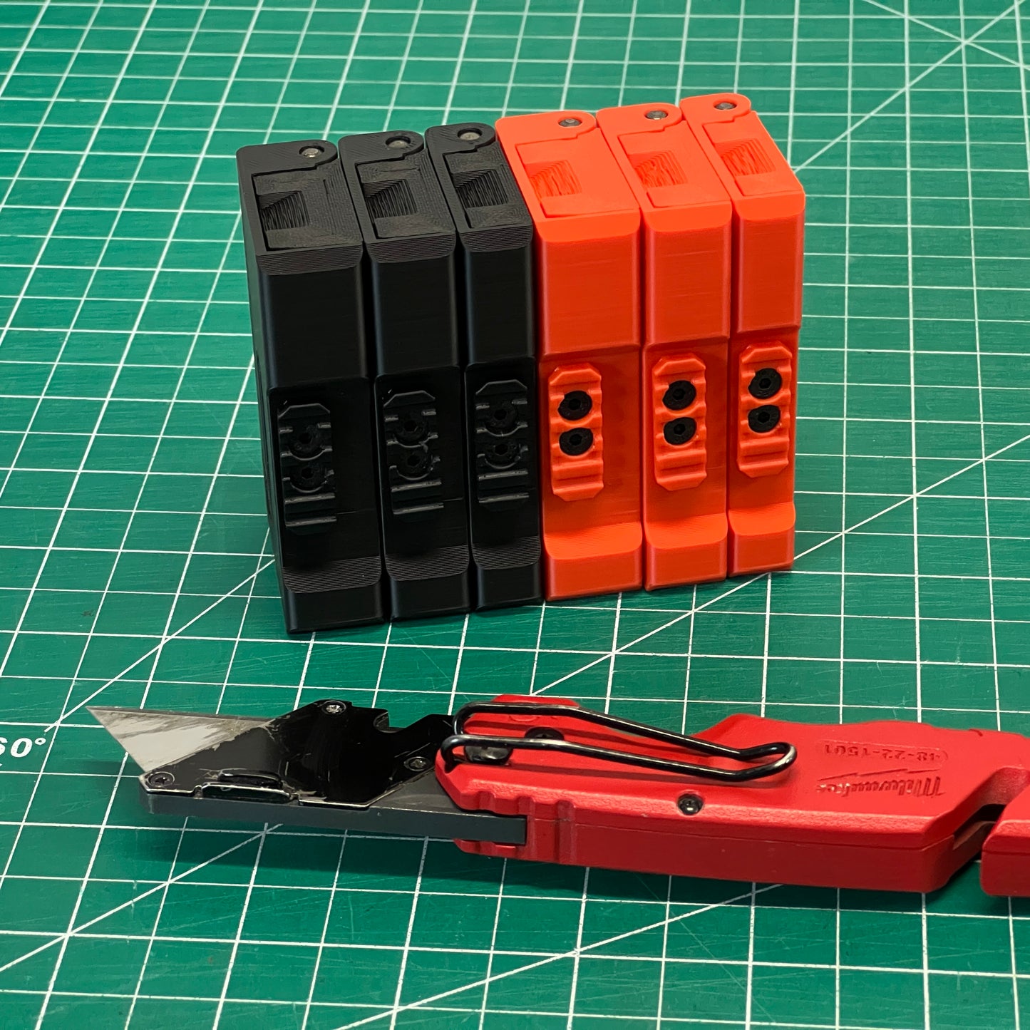 Utility Blade Case | Compact Holder for Utility/Box Cutter Blades