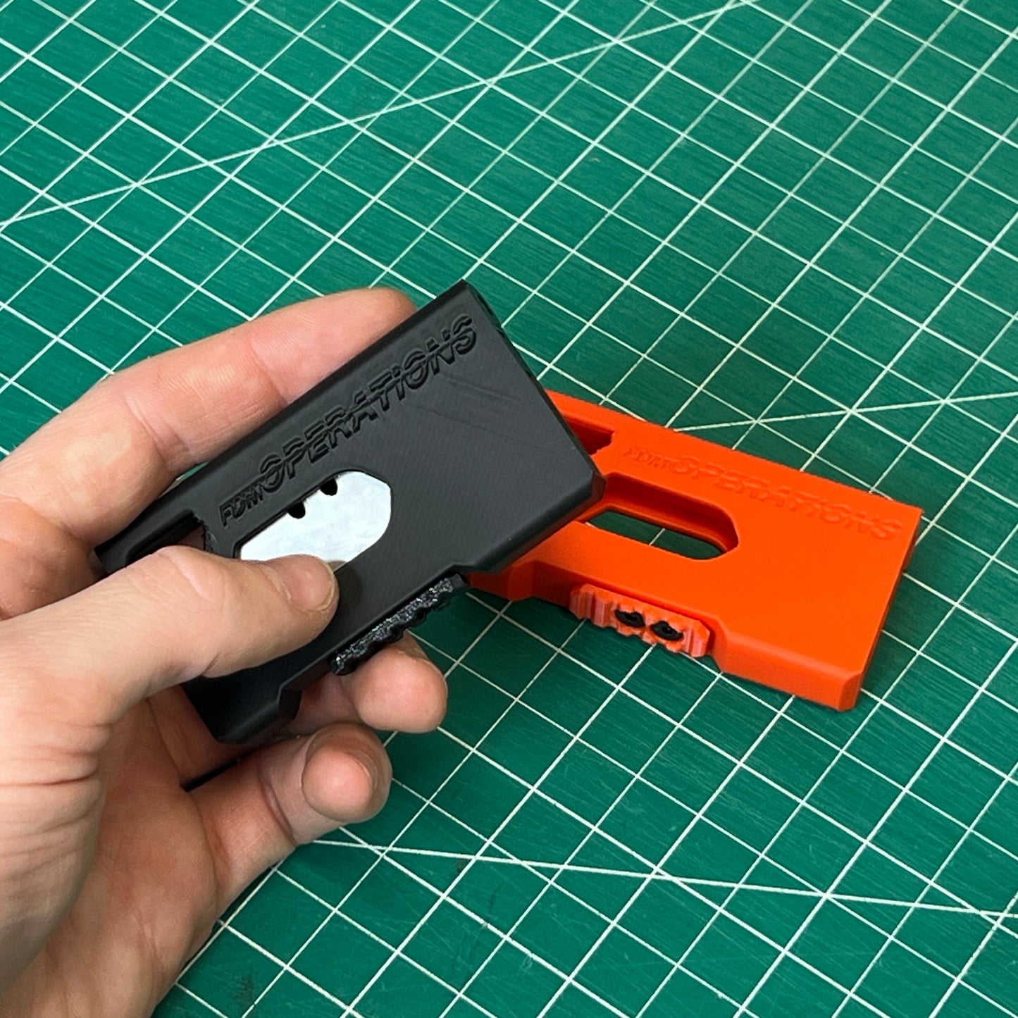 Utility Blade Case | Compact Holder for Utility/Box Cutter Blades